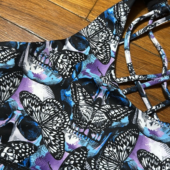 Constantly Varied Gear CVG “Lavender Metamorphosis” Butterfly Back Bra, Lg - Picture 2 of 4